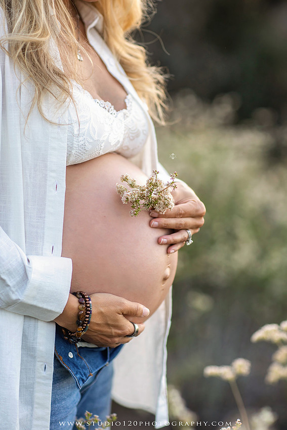Outdoor maternity photography session in Ramona, CA featuring an expectant mother, father, and young children during golden hour with natural family portraits, pregnancy photos, and scenic Southern California landscapes by Studio 120 Photography.