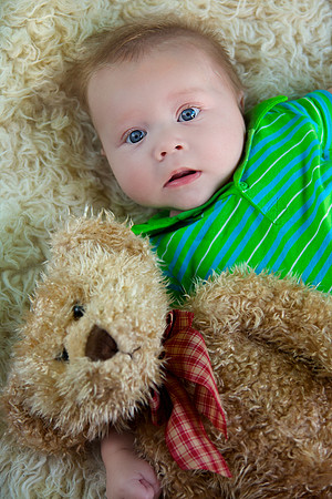 Levi 4 month 329