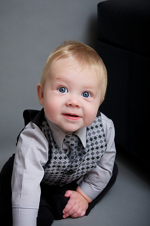 Levi 6 Month 015
