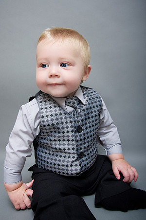 Levi 6 Month 049
