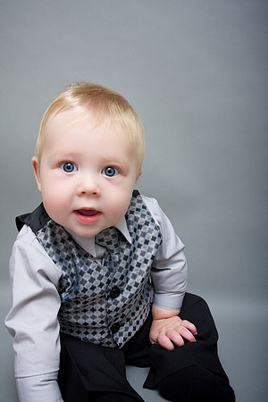 Levi 6 Month 052